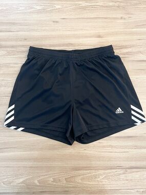 NWT ADIDAS WOMEN’S DRAWSTRING SHORTS, SIZE MEDIUM